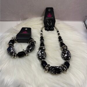 💜3/$15💜 Paparazzi Black and Silver Jewelry Set